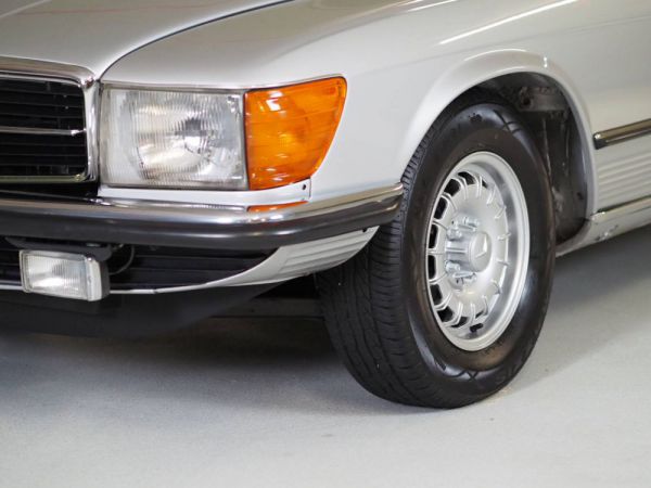 Mercedes-Benz 350 SL 1975 29715