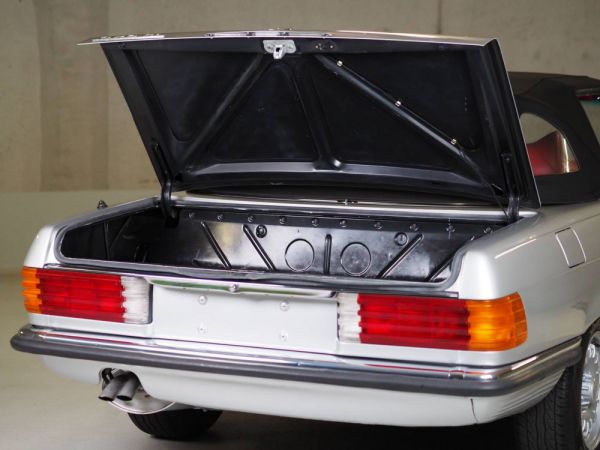 Mercedes-Benz 350 SL 1975 29722