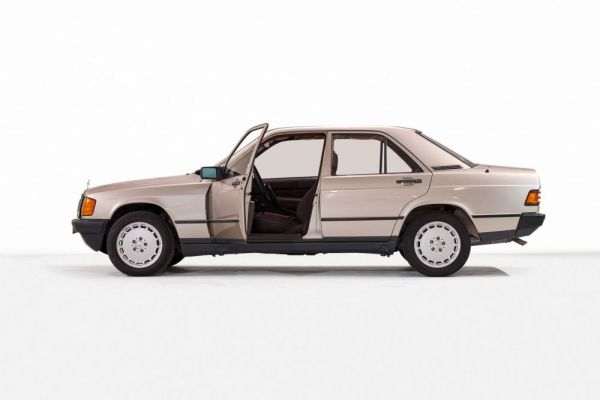 Mercedes-Benz 190 E 1987 29731