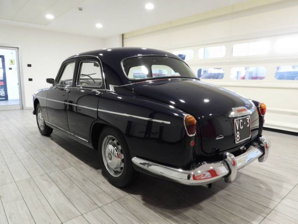 Alfa Romeo 1900 Super Berlina 1955 48522