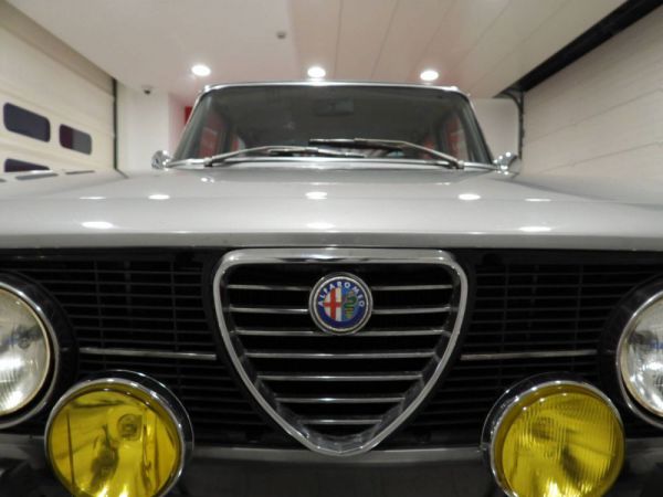 Alfa Romeo 2000 Berlina 1973 48539