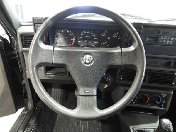 Alfa Romeo 75 1.6 1991 48554