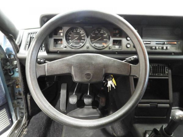 Lancia Gamma 2000 1981 48772