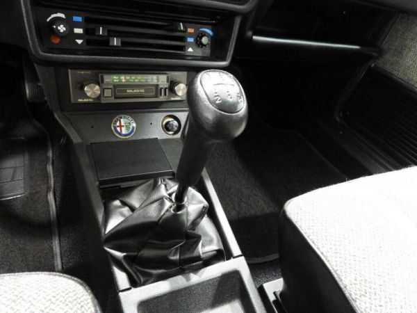 Alfa Romeo Giulietta 1.6 1982 57400