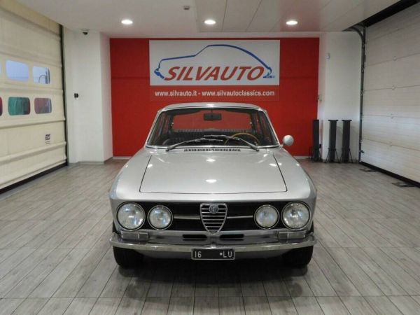 Alfa Romeo Giulia 1600 GT Junior 1972