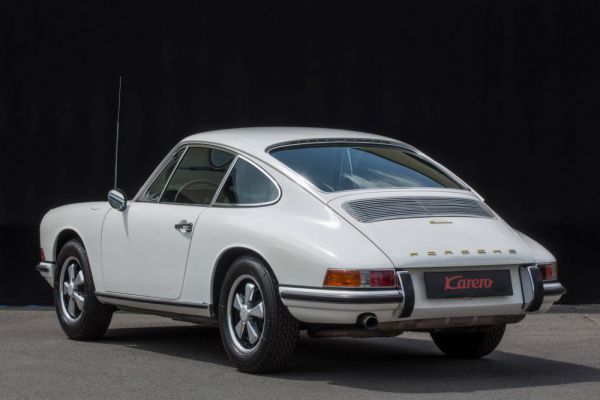 Porsche 911 2.0 L 1968 30046