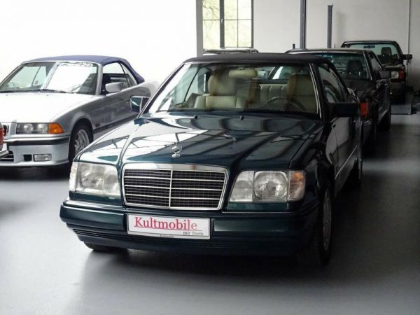 Mercedes-Benz E 220 1996 30542