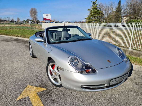 Porsche 911 Carrera 2000