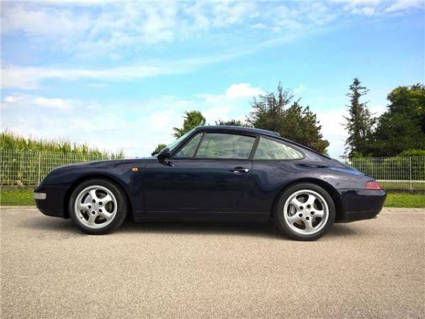 Porsche 911 Carrera 4 1995