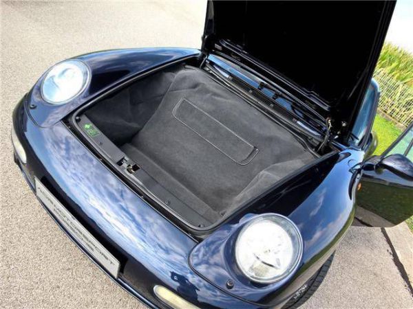 Porsche 911 Carrera 4 1995 83499