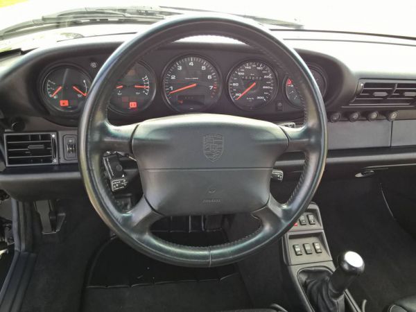 Porsche 911 Carrera 4 1995 83504