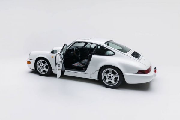 Porsche 911 Carrera 2 1991 66389