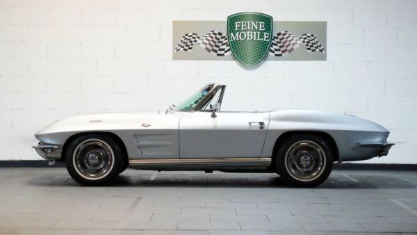 Chevrolet Corvette Sting Ray Convertible 1964