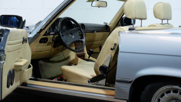 Mercedes-Benz 280 SL 1983 34966