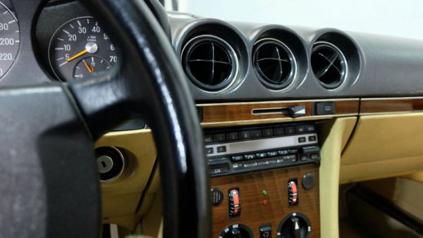 Mercedes-Benz 280 SL 1983 34972