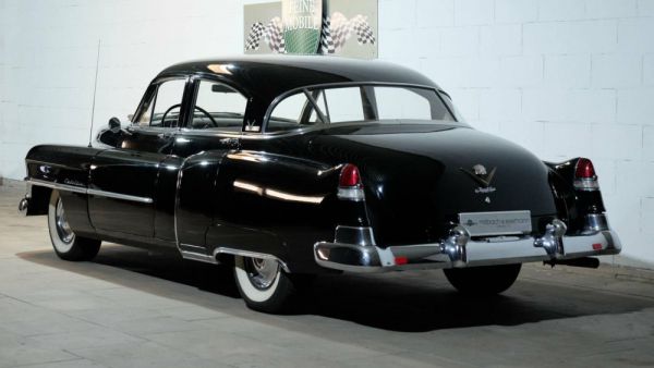 Cadillac 61 Sedan 1951 35030