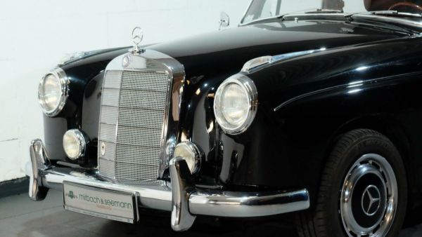 Mercedes-Benz 220 S 1958