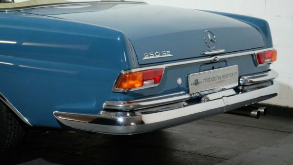 Mercedes-Benz 250 SE 1965 35092