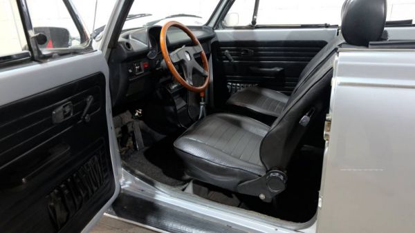 Volkswagen Maggiolone 1303 1974 35304