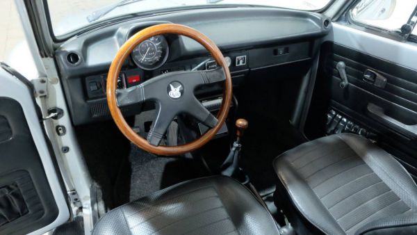 Volkswagen Maggiolone 1303 1974 35305