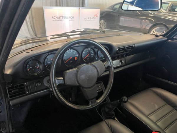 Porsche 911 Carrera 3.2 1988 57732