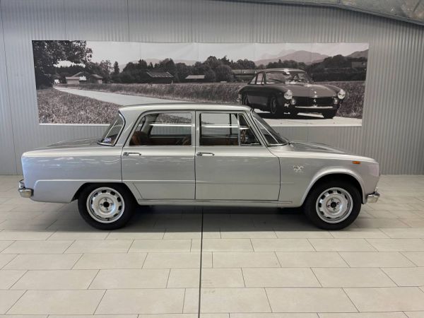 Alfa Romeo Giulia Nuova Super 1600 1972 67467