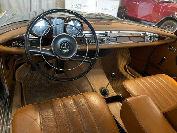 Mercedes-Benz 300 SE 1963 79122