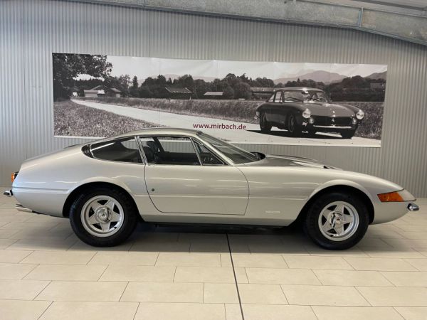 Ferrari 365 GTB/4 Daytona 1973 88666