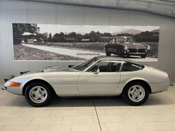 Ferrari 365 GTB/4 Daytona 1973 88670