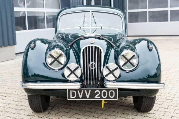 Jaguar XK 120 SE FHC 1954