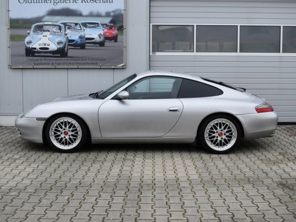 Porsche 911 Carrera 2000 57686