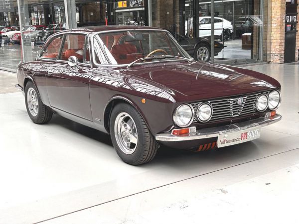 Alfa Romeo 2000 GT Veloce 1975