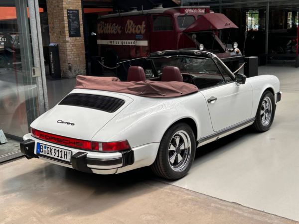 Porsche 911 Carrera 3.2 1986 39744