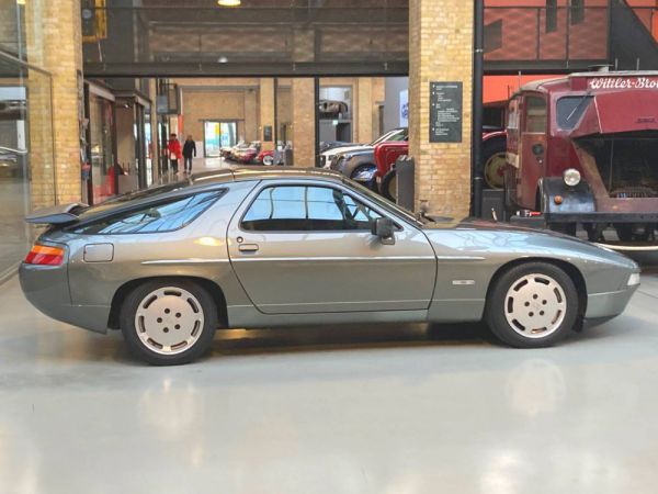 Porsche 928 S4 1987 39785