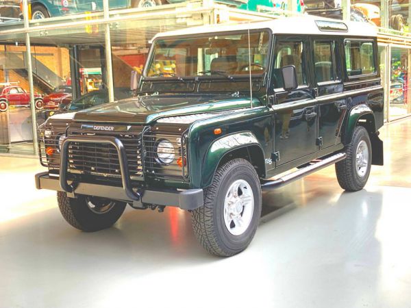 Land Rover Defender 110 Td5 2000