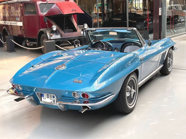 Chevrolet Corvette Sting Ray Convertible 1966 95469