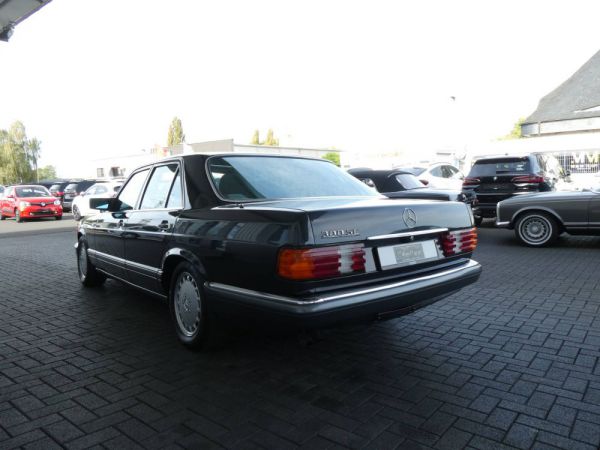 Mercedes-Benz 300 SE 1989 42018