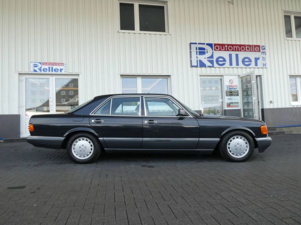 Mercedes-Benz 300 SE 1989 42019