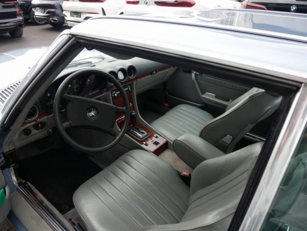 Mercedes-Benz 380 SL 1985 42053