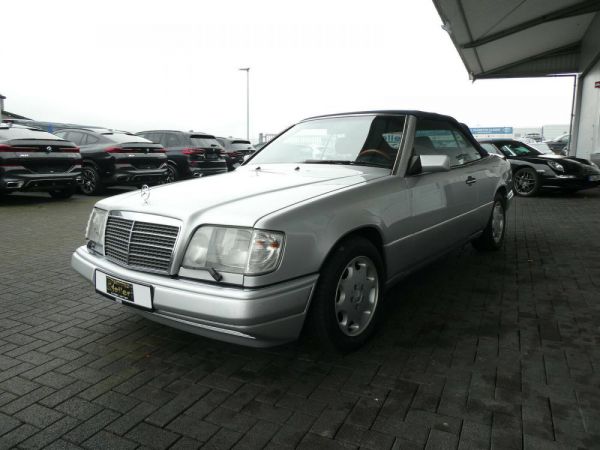 Mercedes-Benz E 320 1996