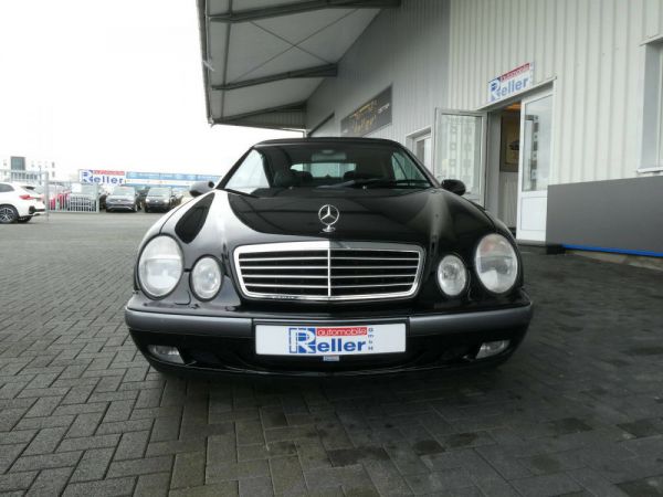 Mercedes-Benz CLK 320 1999