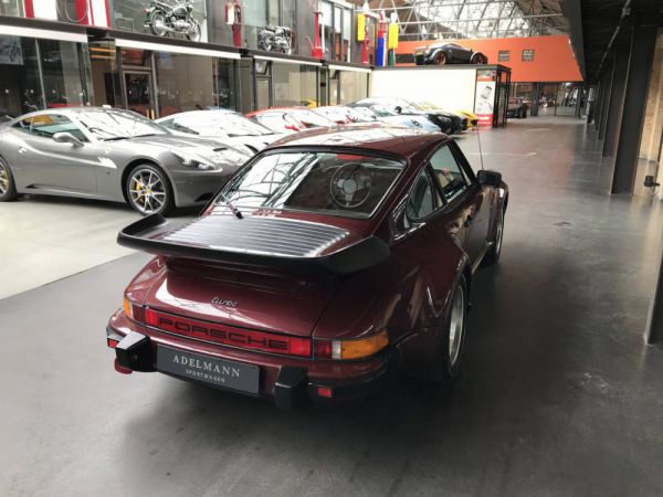 Porsche 911 Turbo 3.3 1983 341