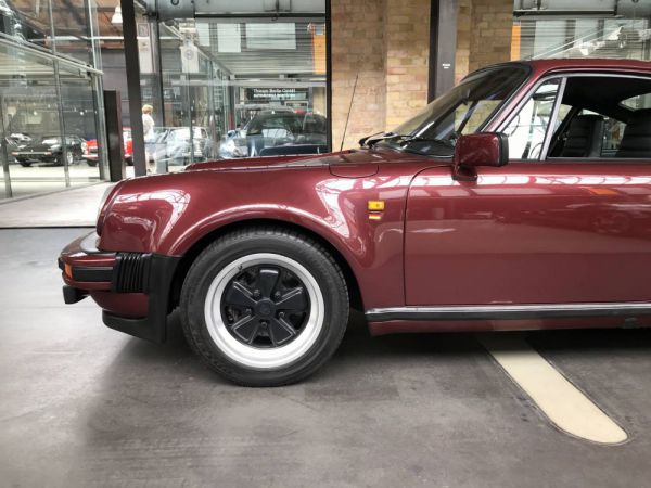 Porsche 911 Turbo 3.3 1983 342