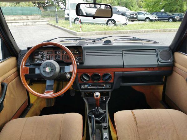 Alfa Romeo Alfetta 2.0 1983 59425