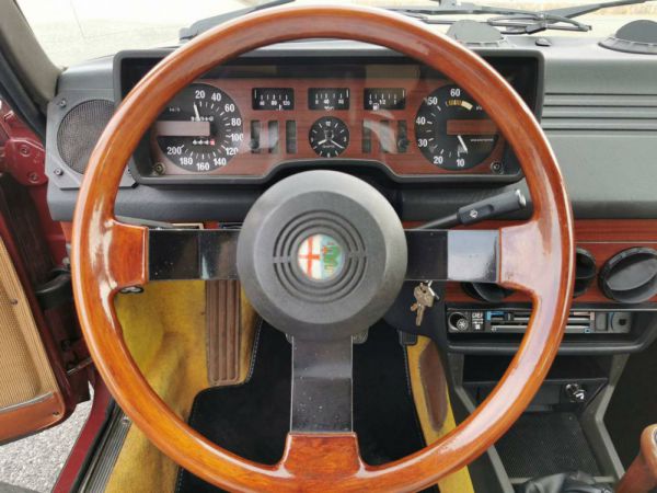 Alfa Romeo Alfetta 2.0 1983 59426