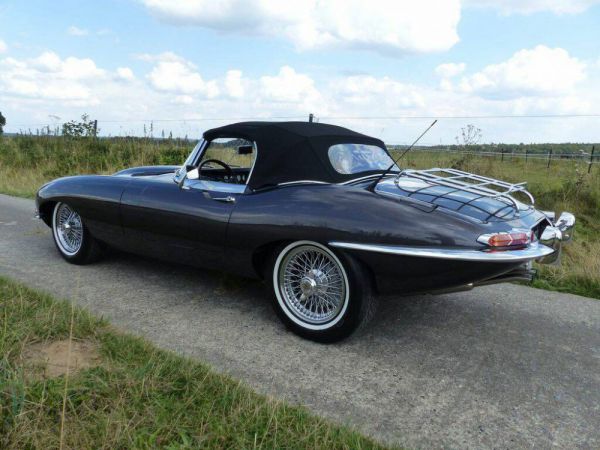 Jaguar E-Type 4.2 1967 49889