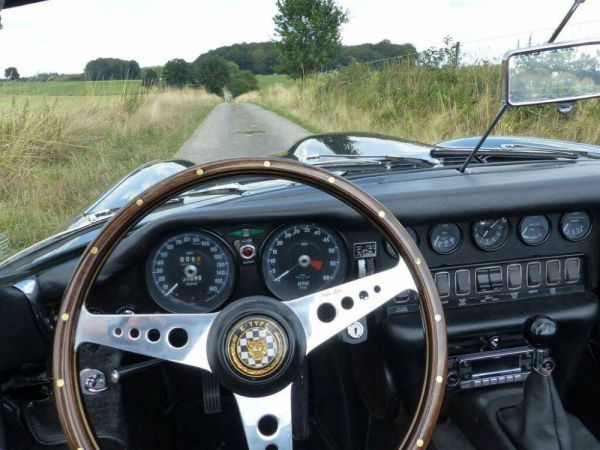 Jaguar E-Type 4.2 1967 49895