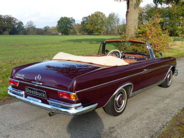 Mercedes-Benz 300 SE 1962 49921