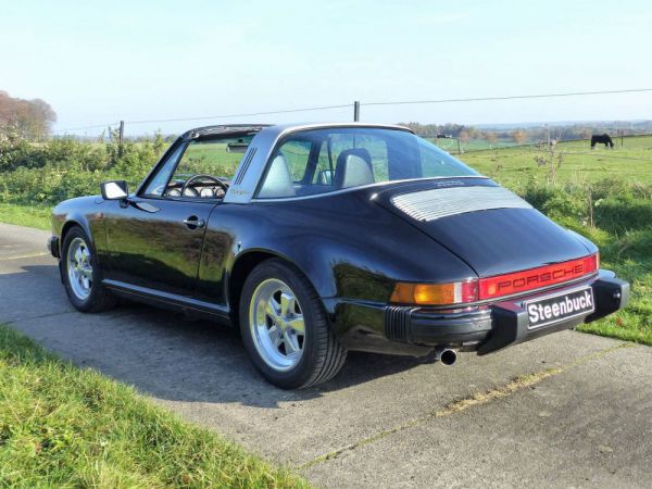 Porsche 911 Carrera 3.2 1985 50071