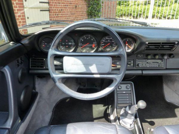 Porsche 911 Carrera 3.2 "#250.000 911" 1988 50082